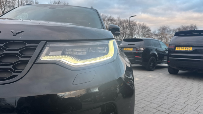 Land Rover Discovery 3.0 D300 R-Dynamic HSE 5dr Auto Diesel Station Wagon